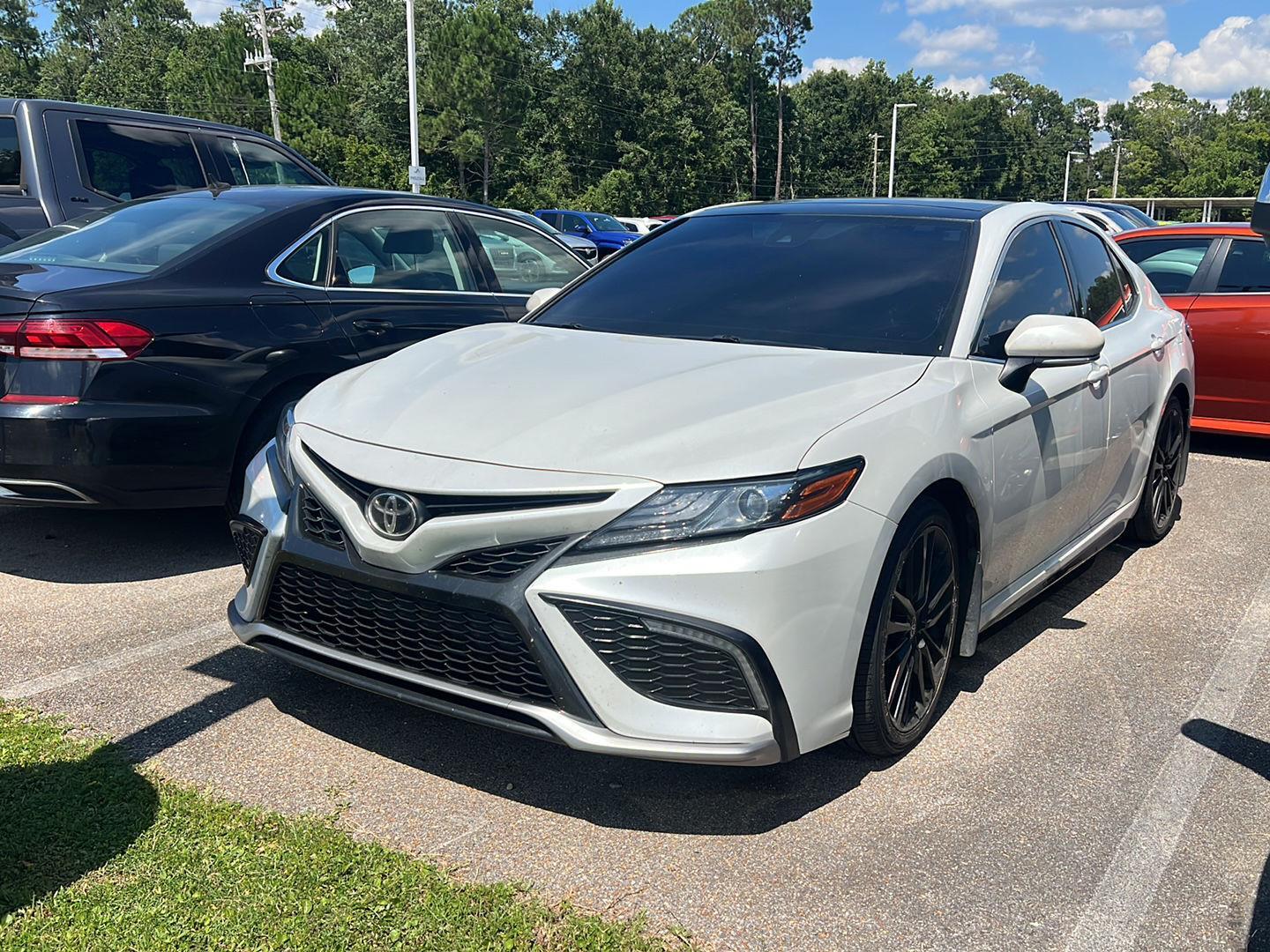 2022 Toyota Camry XSE FWD