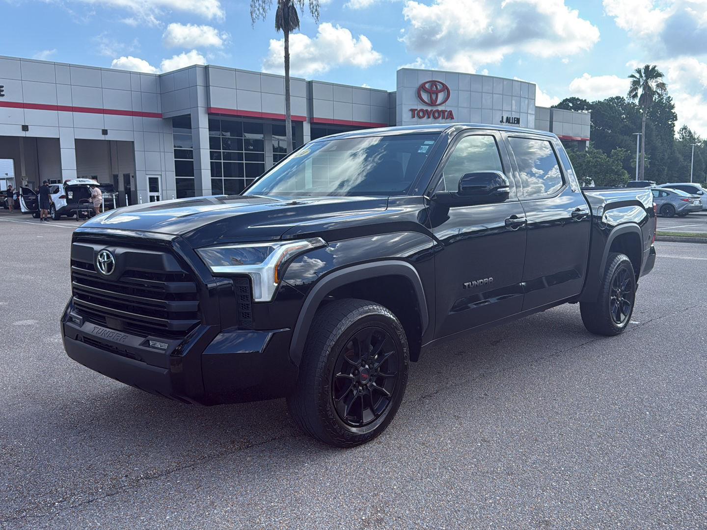 Midnight Black Metallic 2024 Toyota Tundra Pickup Truck Four-Wheel Drive Automatic