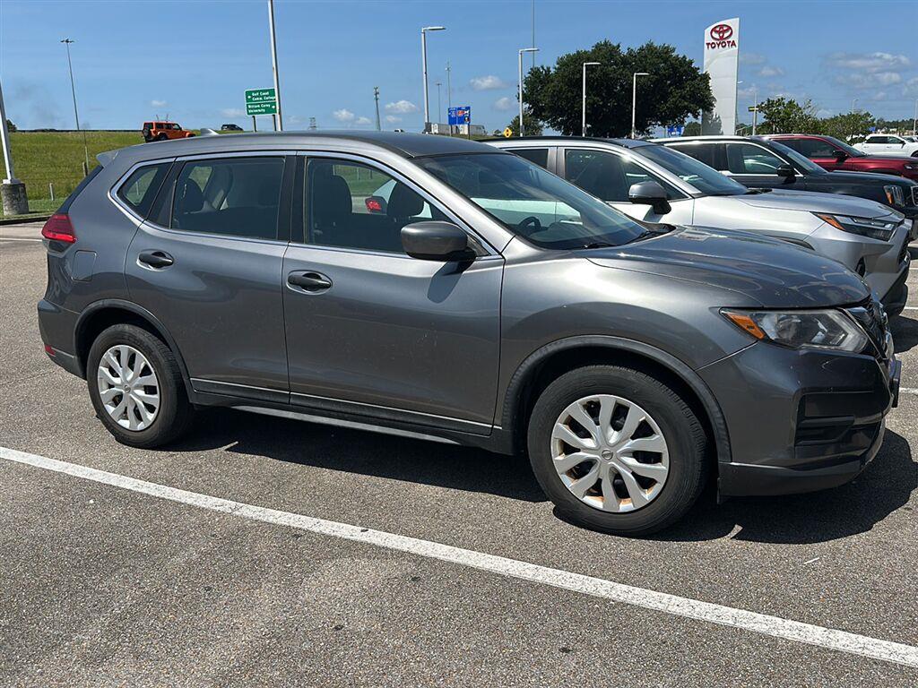 2017 Nissan Rogue S FWD