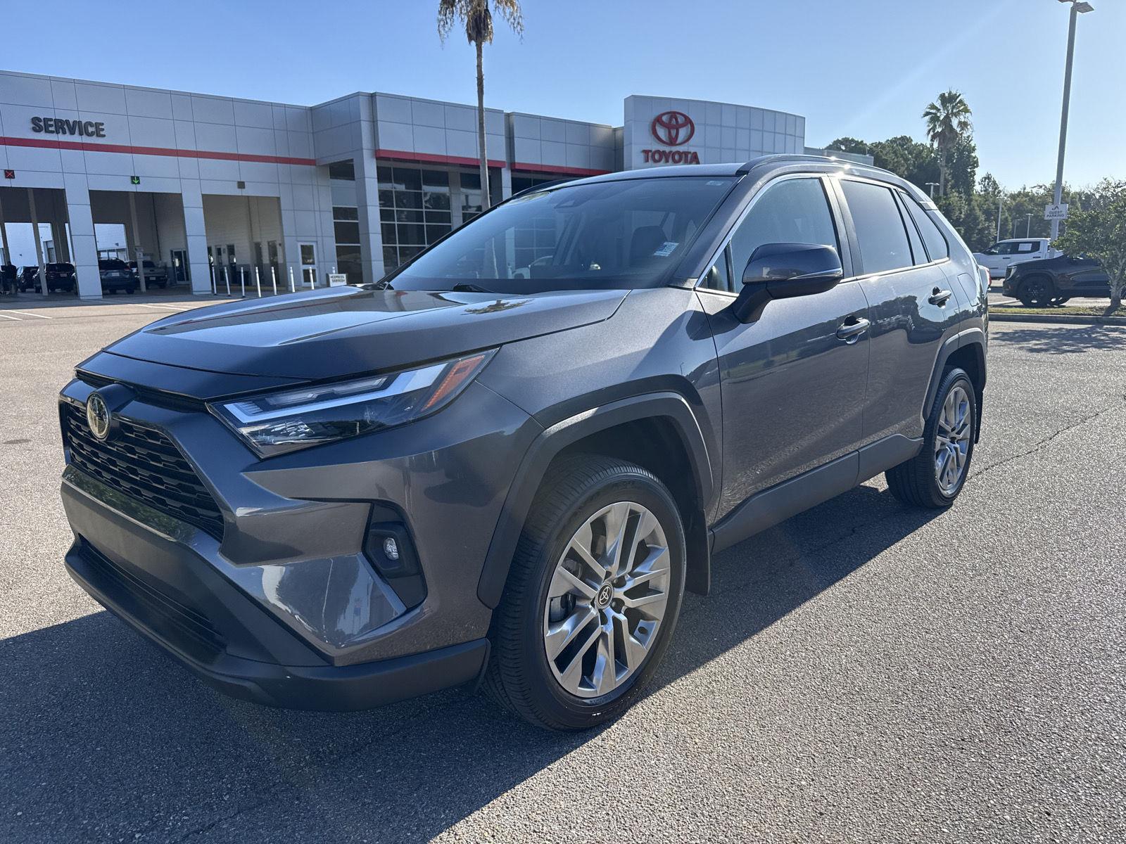 Magnetic Gray Metallic 2022 Toyota RAV4 SUV / Crossover Front-Wheel Drive 8-Speed Automatic