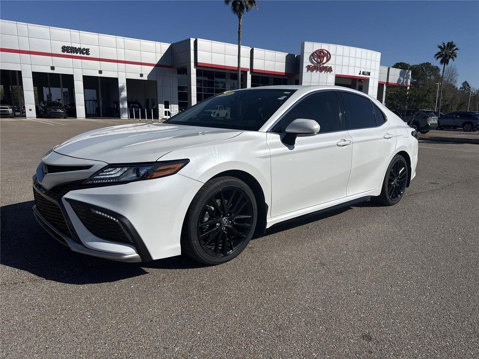 2022 Toyota Camry XSE FWD