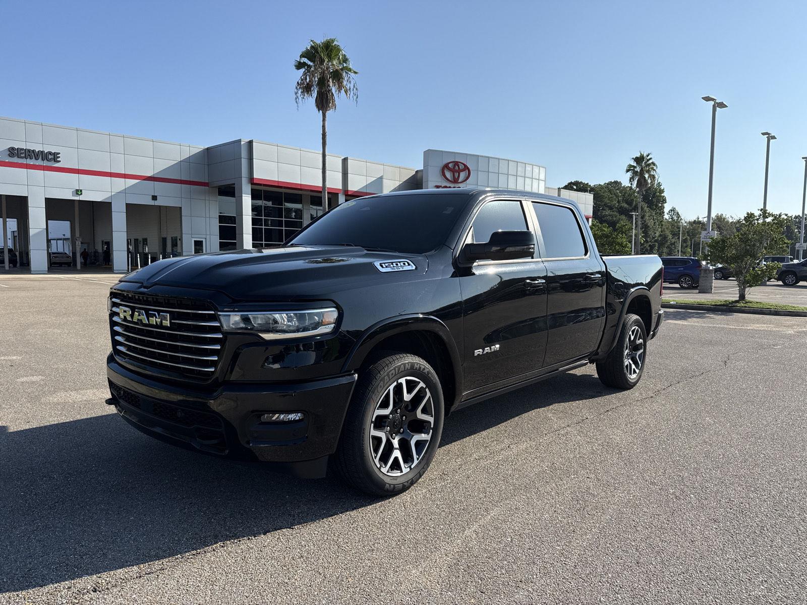  2025 RAM 1500 Laramie Crew Cab 4WD   