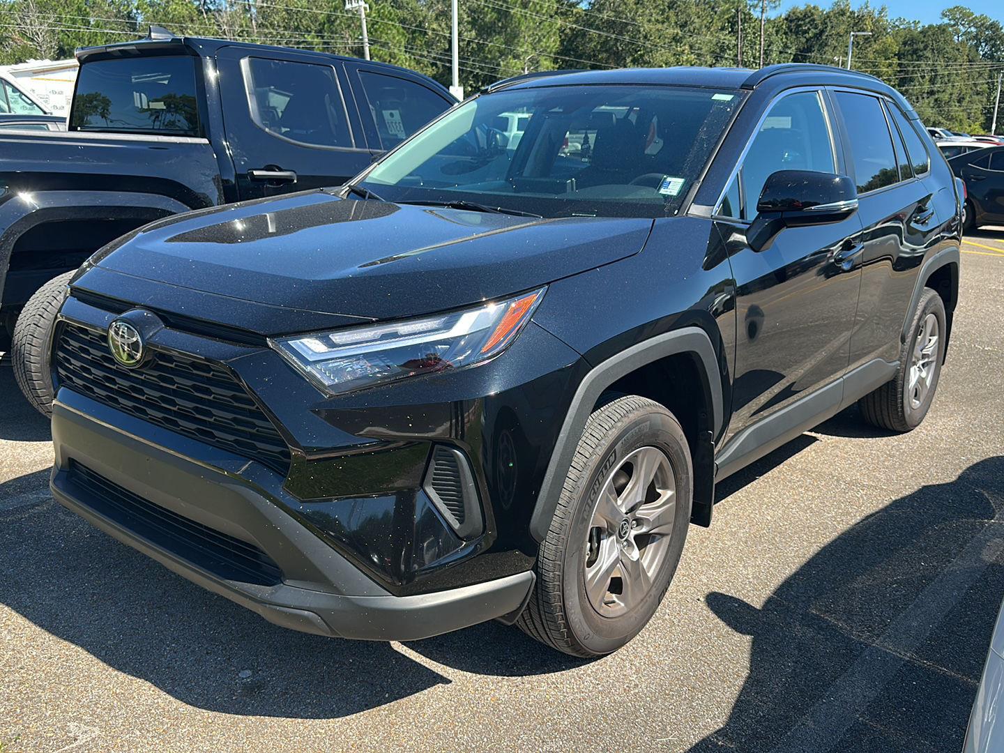  2025 Toyota RAV4 XLE AWD   