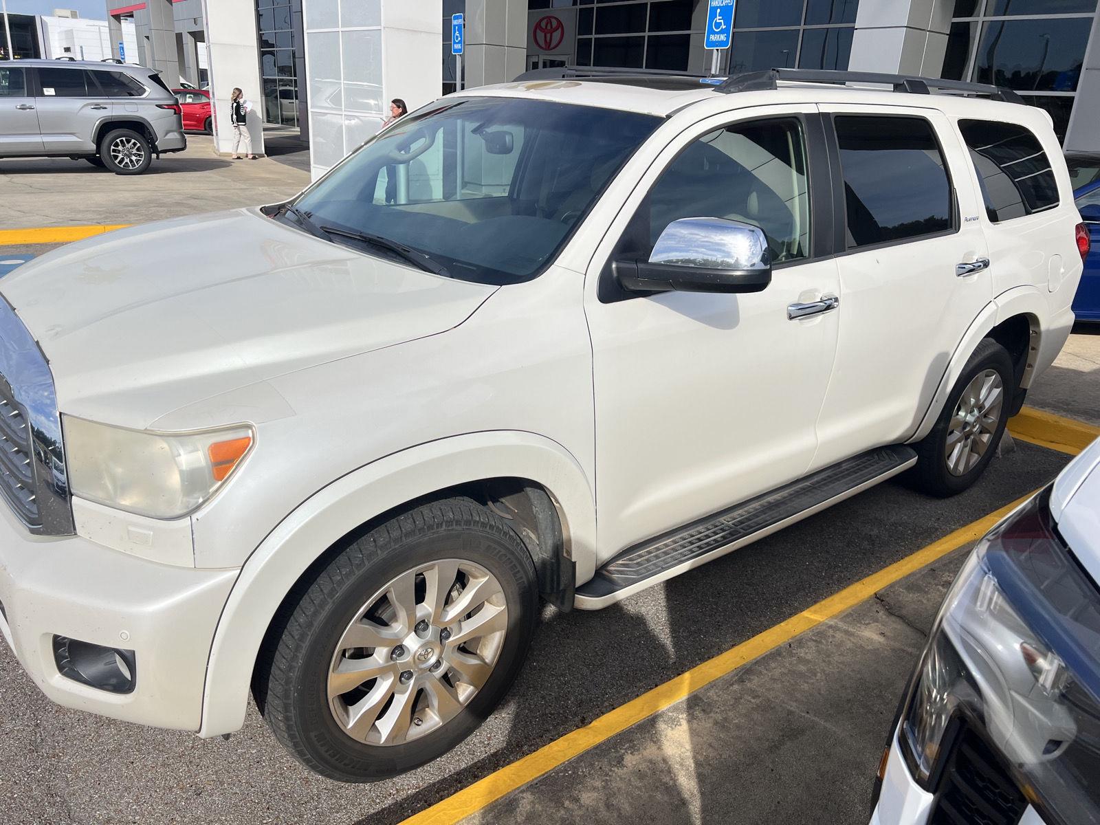 2013 Toyota Sequoia Platinum 4WD