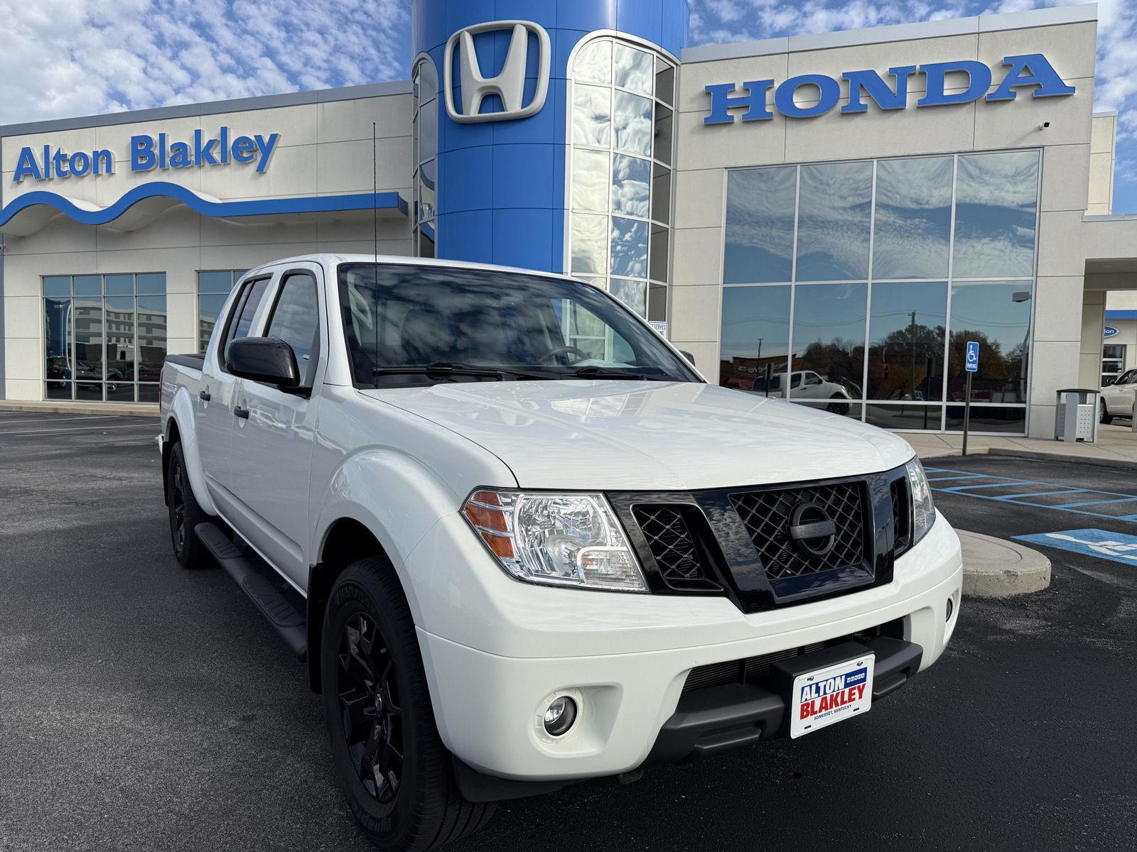 2021 Nissan Frontier SV Crew Cab 4WD