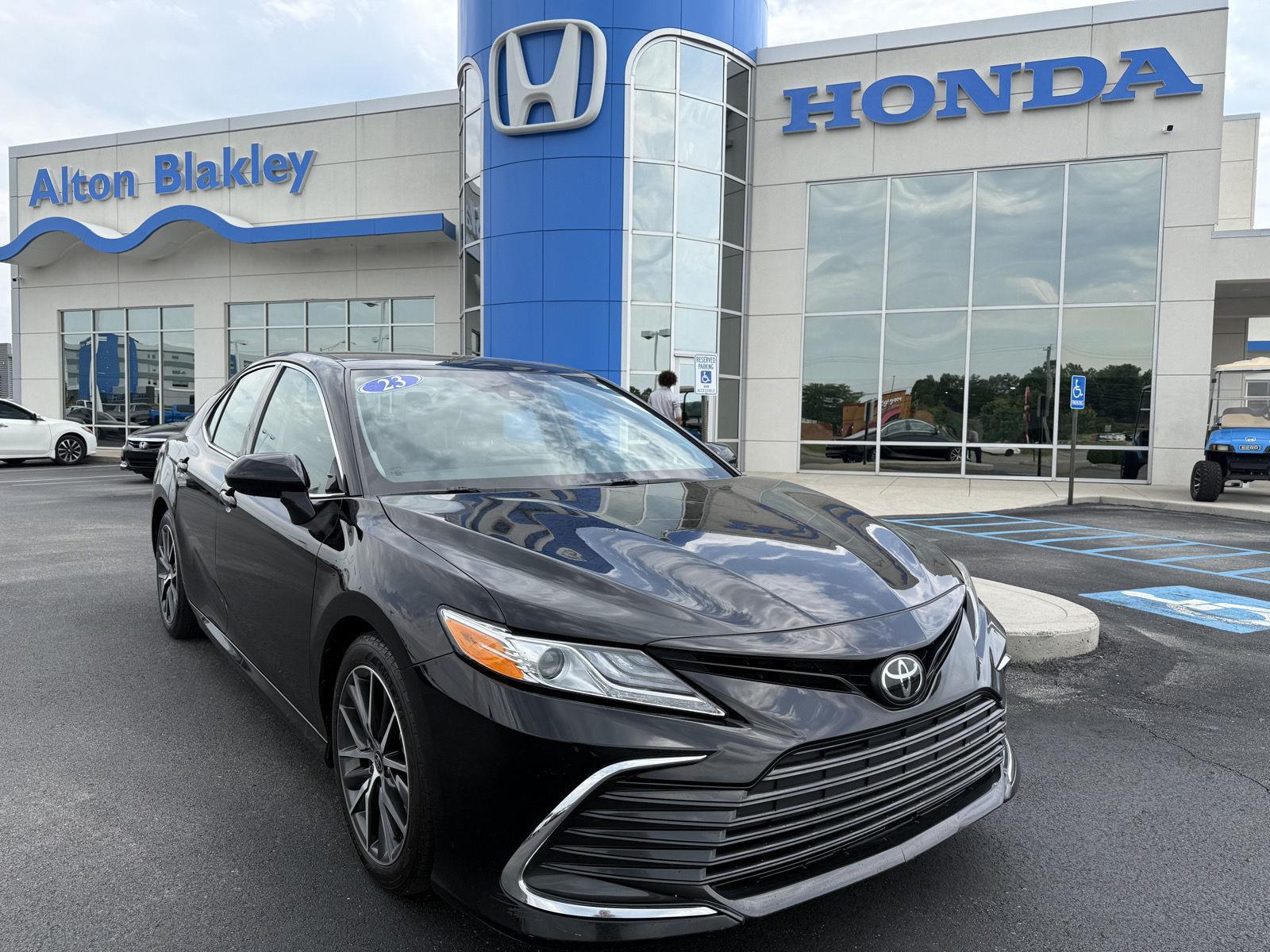 2023 Toyota Camry XLE V6 FWD