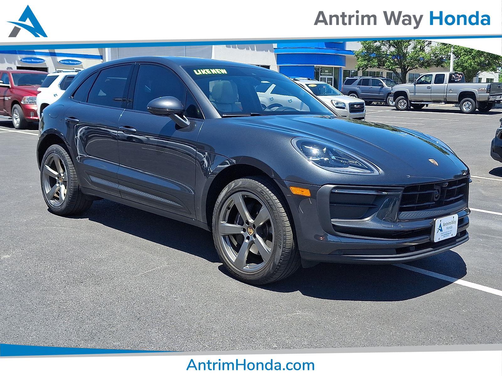 2023 Porsche Macan AWD
