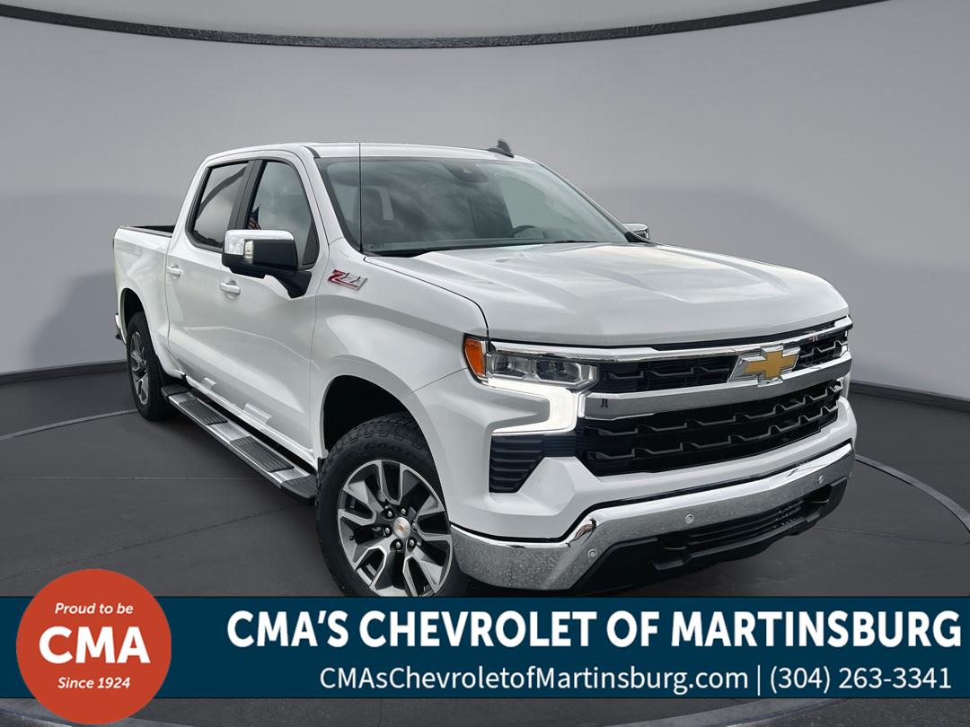 Summit White 2026 Chevrolet Silverado 1500 LT Crew Cab 4WD Pickup Truck Four-Wheel Drive Automatic