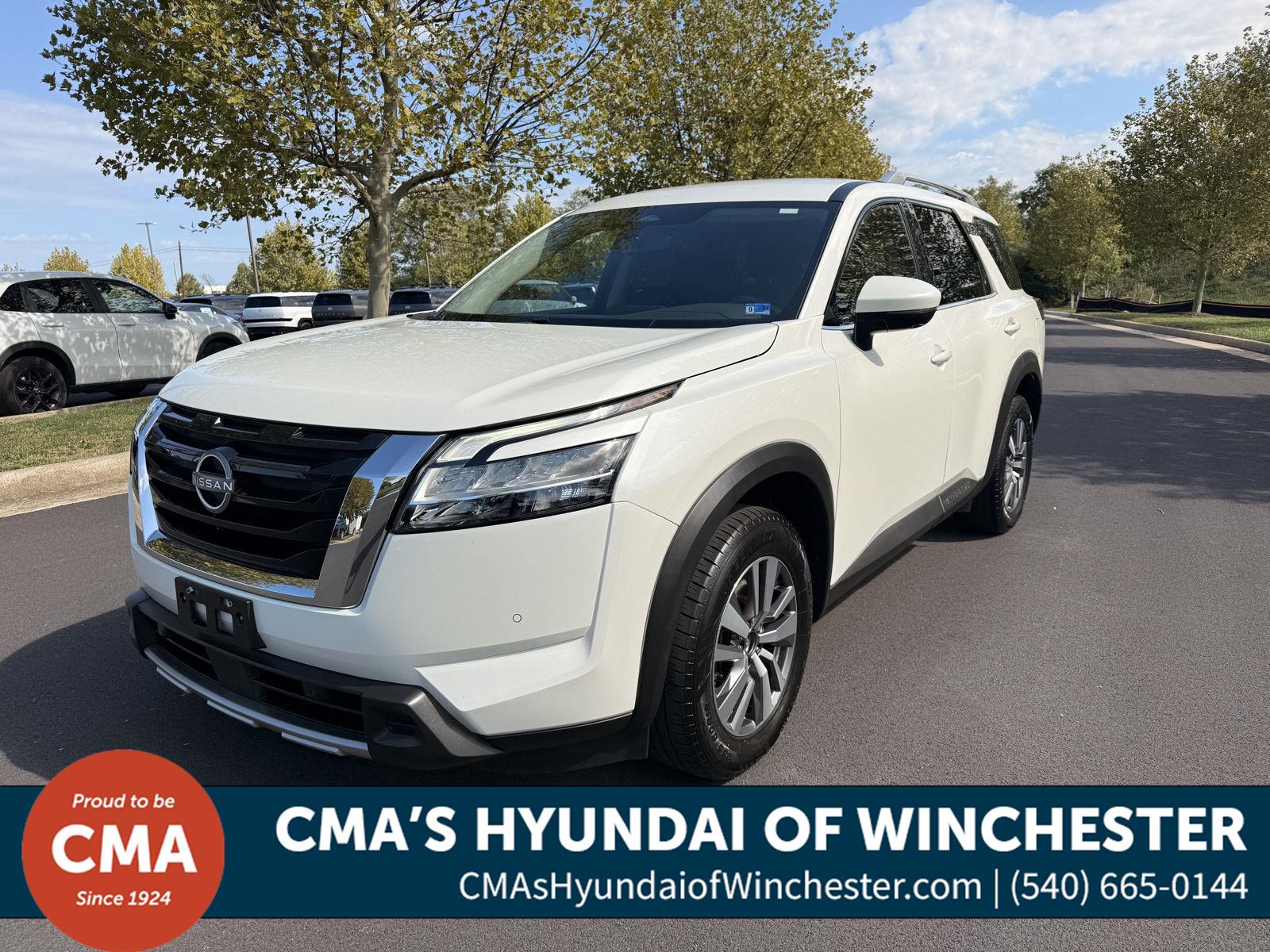 2023 Nissan Pathfinder SL 4WD