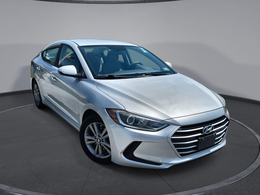 Symphony Air Silver 2017 Hyundai Elantra SE FWD Sedan Front-Wheel Drive Automatic