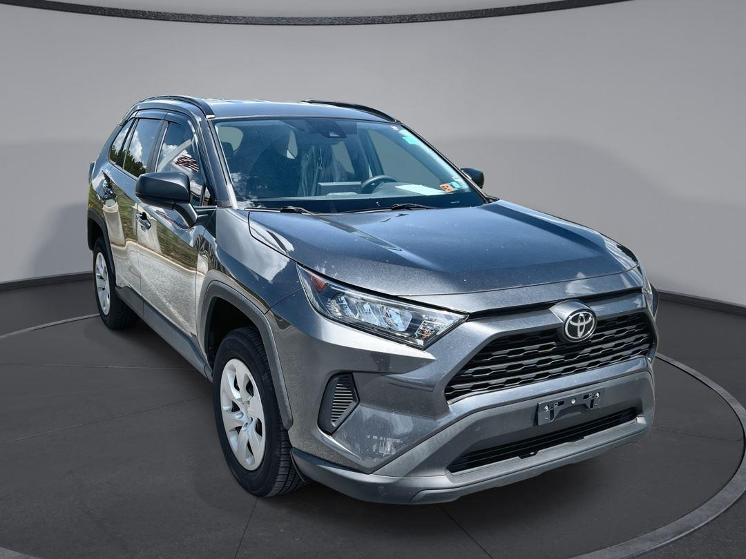 Magnetic Gray Metallic 2020 Toyota RAV4 LE FWD SUV / Crossover Front-Wheel Drive 8-Speed Automatic