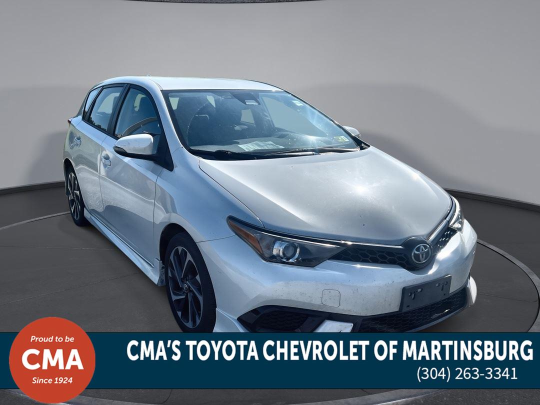 White (Blizzard Pearl) 2017 Toyota Corolla Sedan Manual