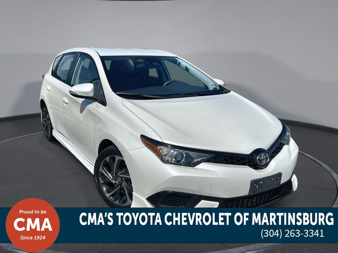 White (Blizzard Pearl) 2017 Toyota Corolla Sedan Manual