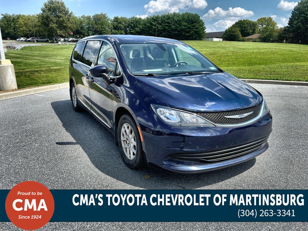 Jazz Blue Pearlcoat 2017 Chrysler Pacifica Minivan Front-Wheel Drive 9-Speed Automatic
