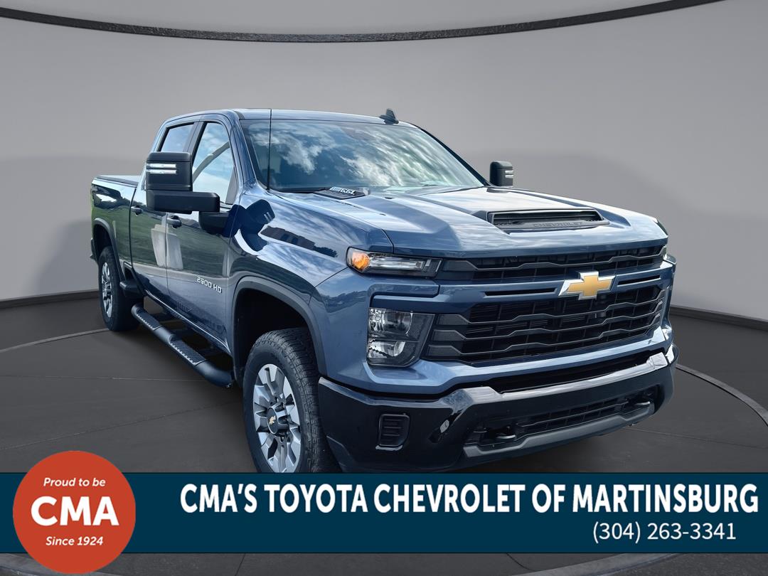 Lakeshore Blue Metallic 2025 Chevrolet Silverado 2500HD Pickup Truck Four-Wheel Drive Automatic