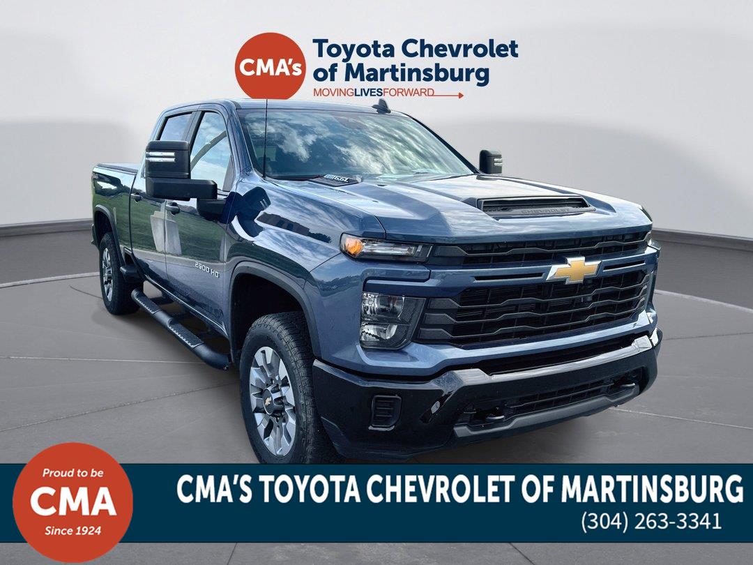 Lakeshore Blue Metallic 2025 Chevrolet Silverado 2500HD Pickup Truck Four-Wheel Drive Automatic