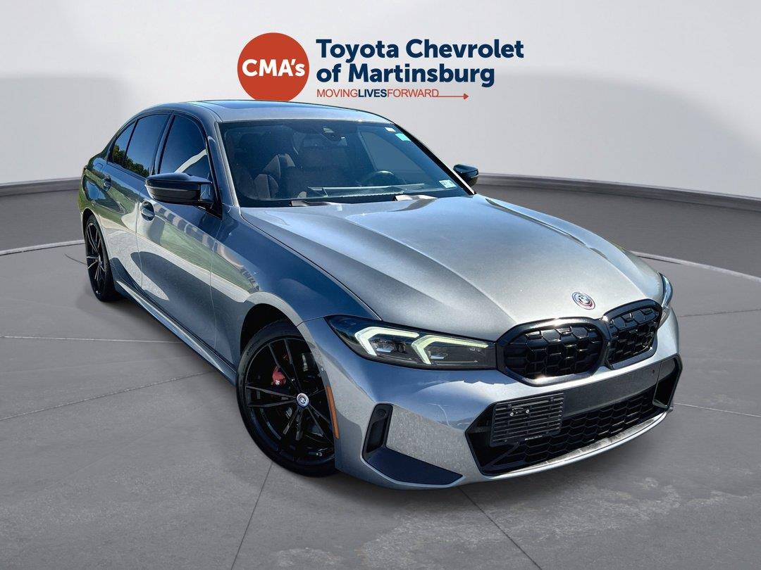 2023 BMW 3 Series Gris (Skyscraper Grey Metallic) Sedán Tracción en las cuatro ruedas Automática