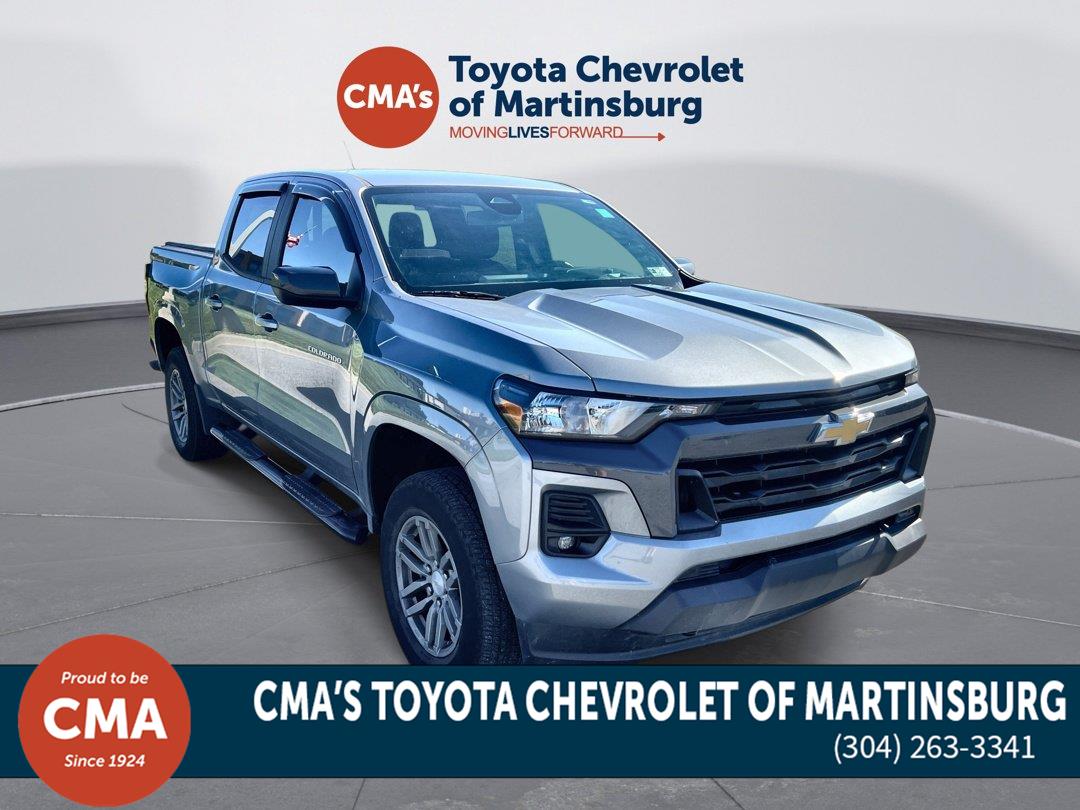 Sterling Gray Metallic 2023 Chevrolet Colorado Pickup Truck Four-Wheel Drive 8-Speed Automatic
