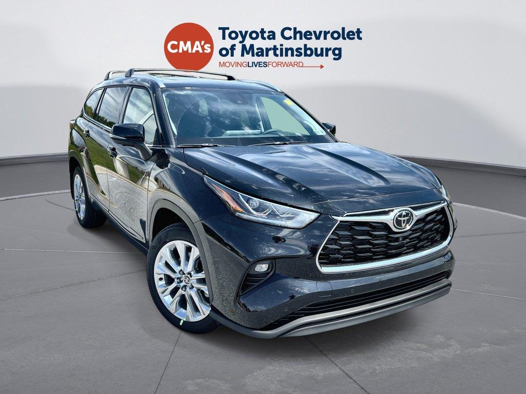 Midnight Black Metallic 2026 Toyota Highlander SUV / Crossover All-Wheel Drive 8-Speed Automatic