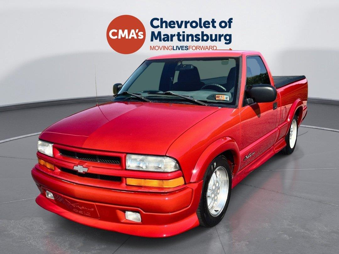 2000 Chevrolet S-10 LS