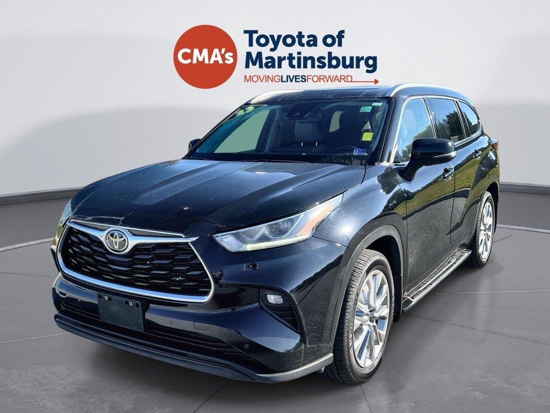 Midnight Black Metallic 2023 Toyota Highlander SUV / Crossover All-Wheel Drive Automatic