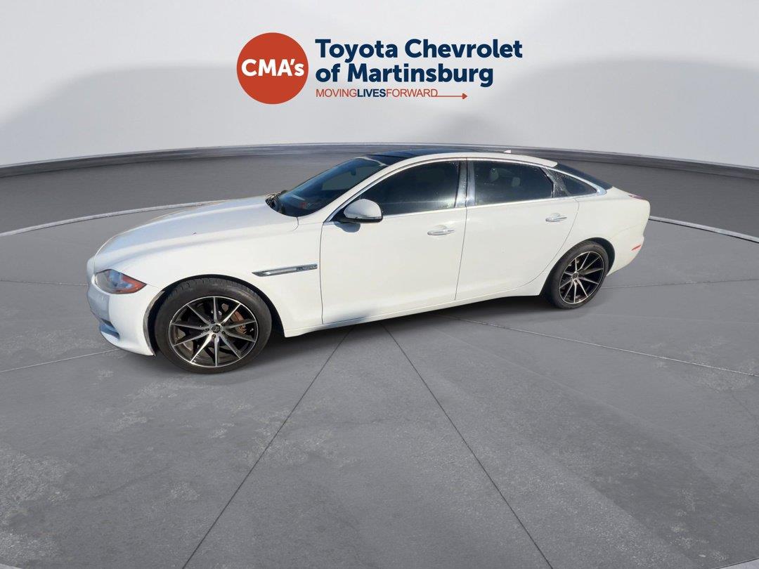 Used 2014 WHITE JAGUAR PORT image 2