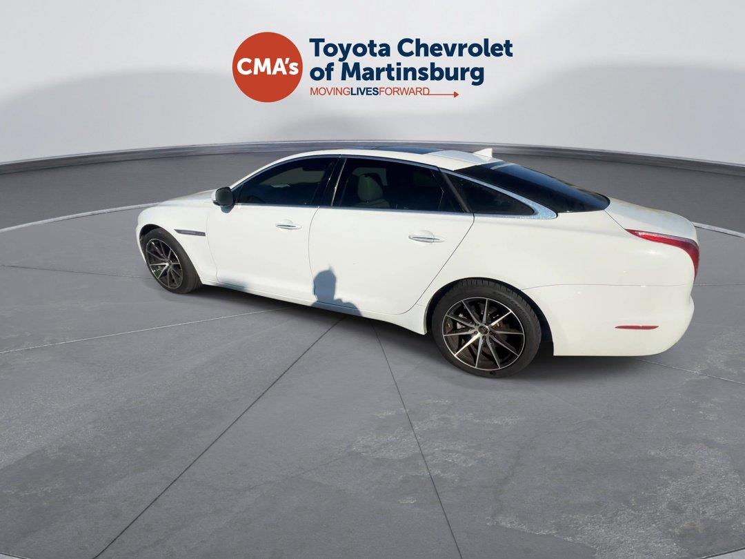 Used 2014 WHITE JAGUAR PORT image 3