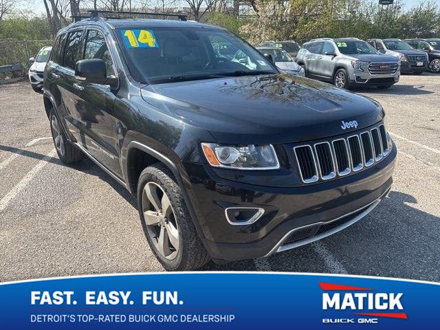 Brilliant Black Crystal Pearlcoat 2014 Jeep Grand Cherokee SUV / Crossover Four-Wheel Drive 8-Speed Automatic