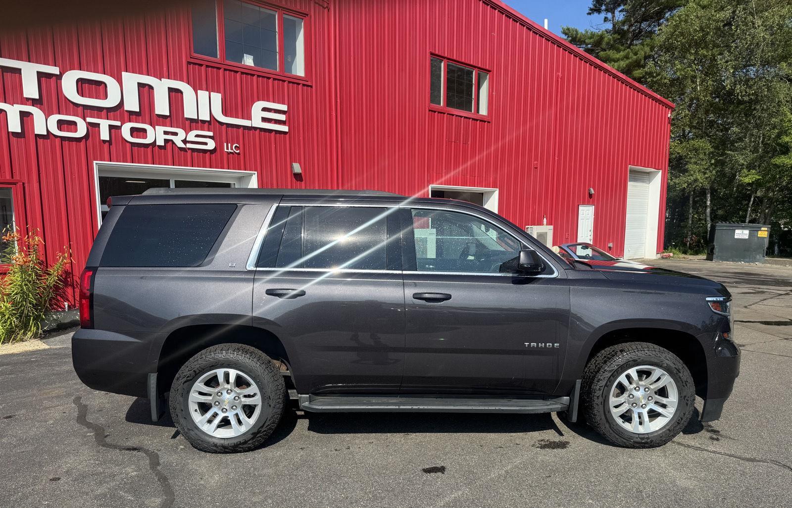 2016 Chevrolet Tahoe LT photo 9