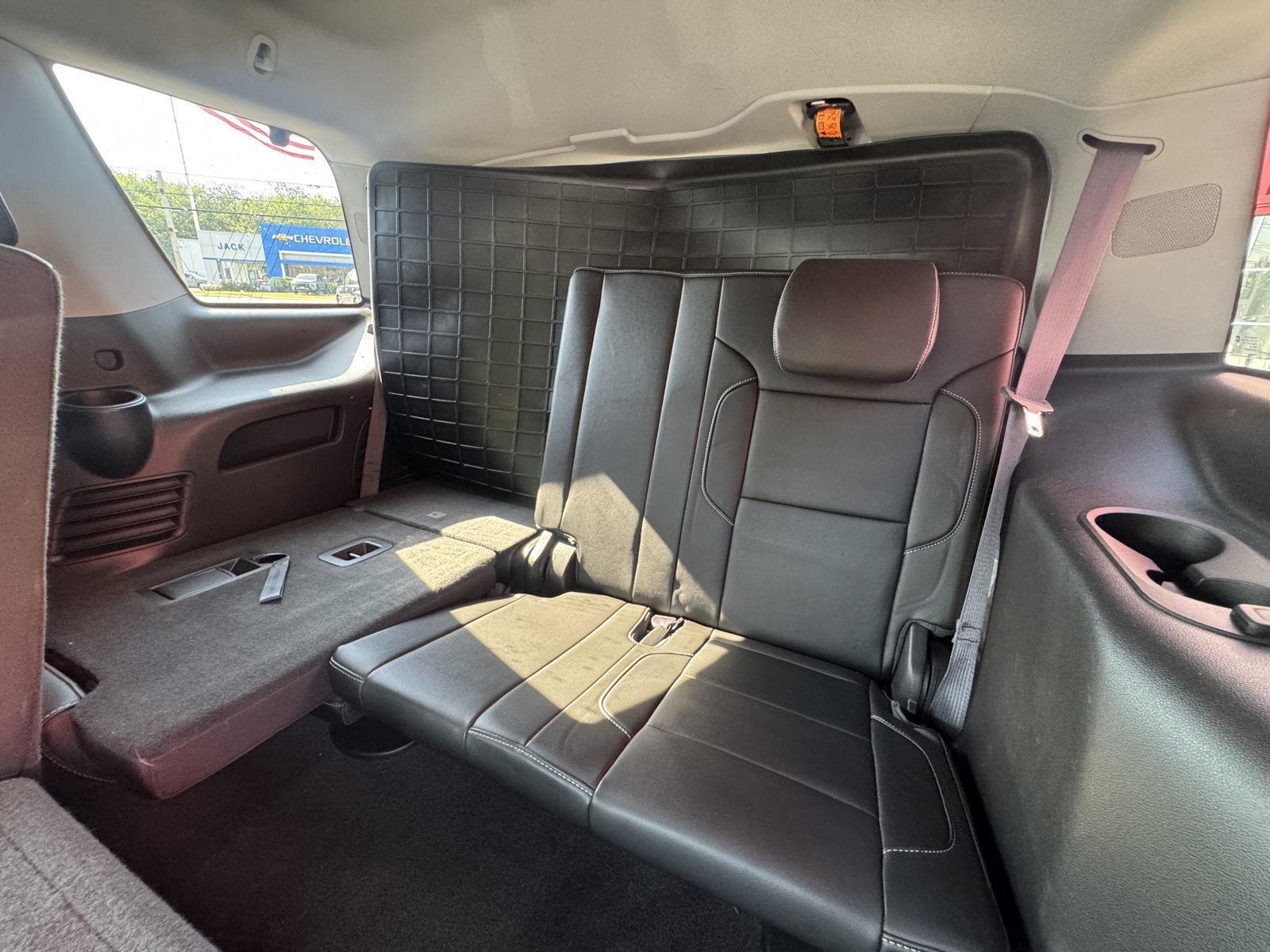 2016 Chevrolet Tahoe LT photo 26