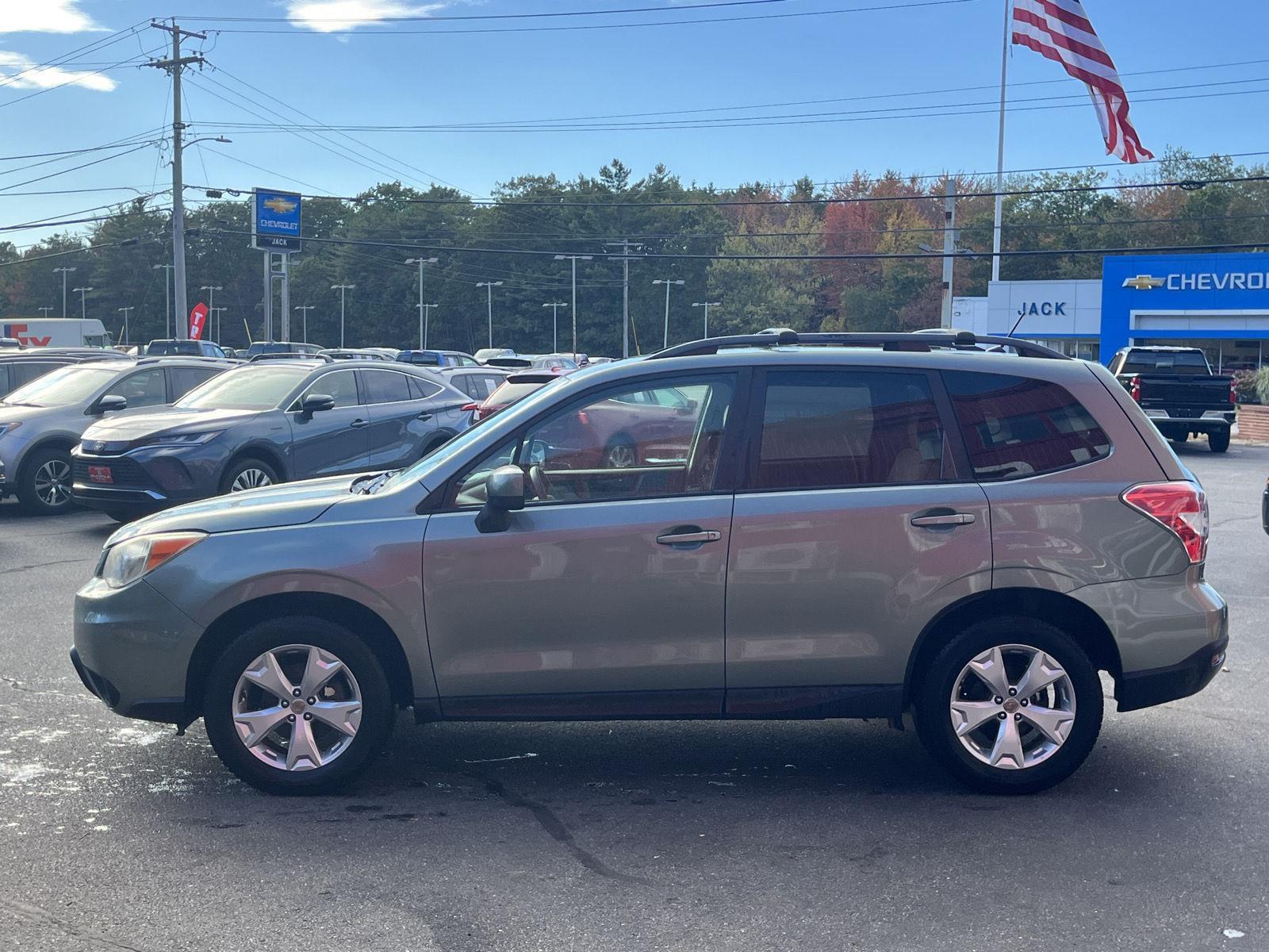 2014 Subaru Forester 2.5i Premium photo 4