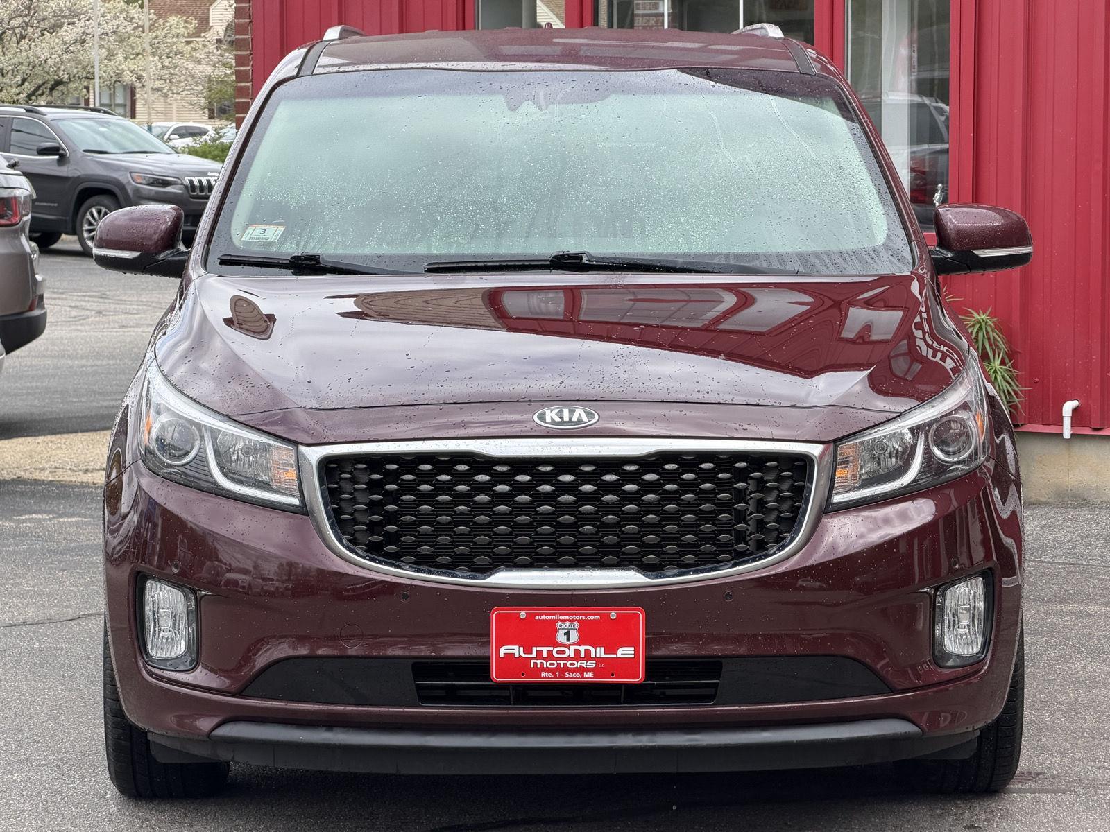 2017 Kia Sedona EX's photo