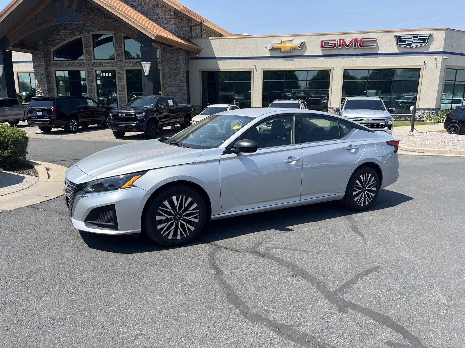 2024 Nissan Altima SV - Photo 36