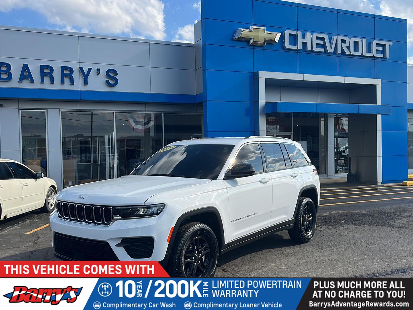 2024 Jeep Grand Cherokee Laredo 4WD