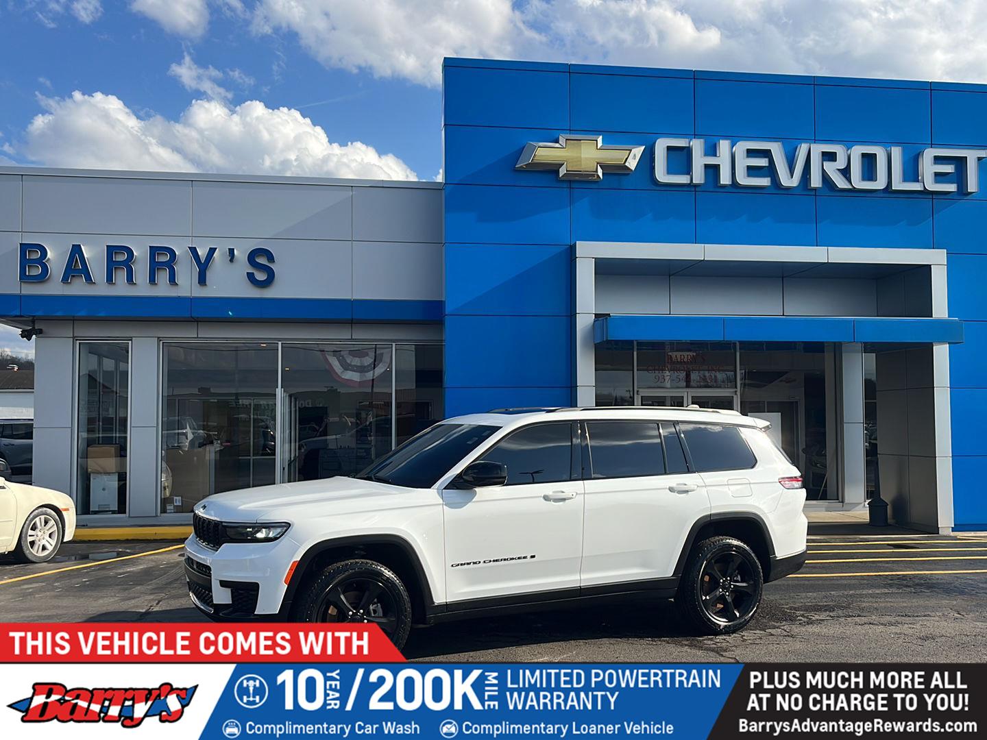 Bright White Clearcoat 2024 Jeep Grand Cherokee L Altitude 4WD SUV / Crossover Four-Wheel Drive 8-Speed Automatic