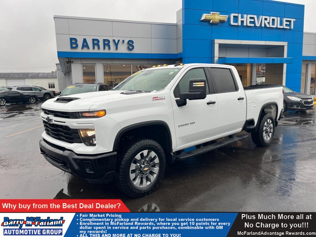 2025 Chevrolet Silverado 2500HD Custom Crew Cab 4WD