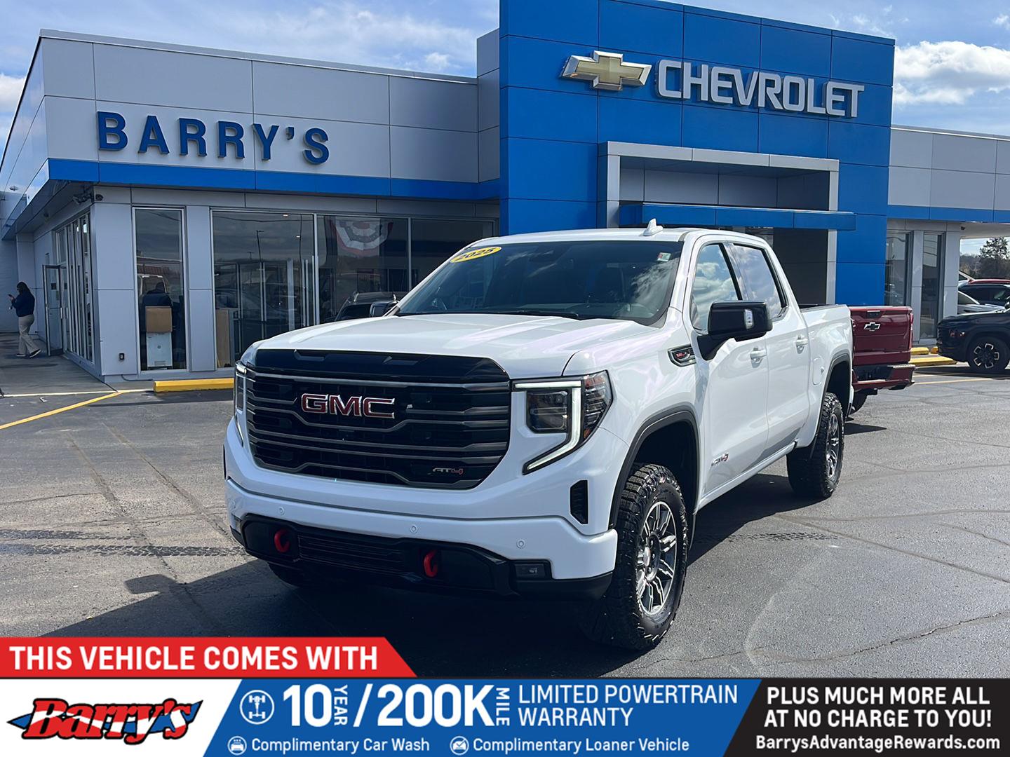2025 GMC Sierra 1500 AT4 Crew Cab 4WD