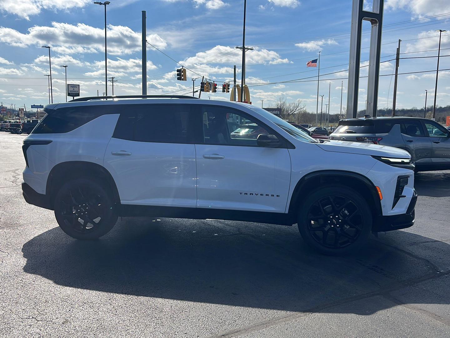 View vehicle photo 6