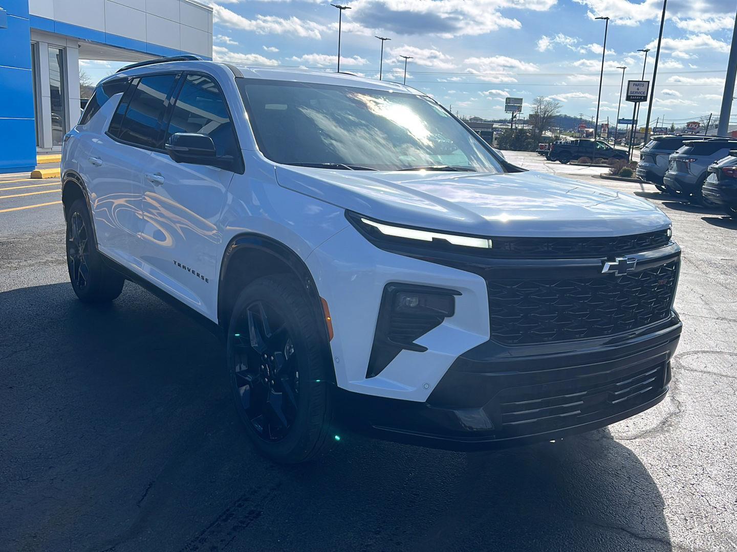 View vehicle photo 7