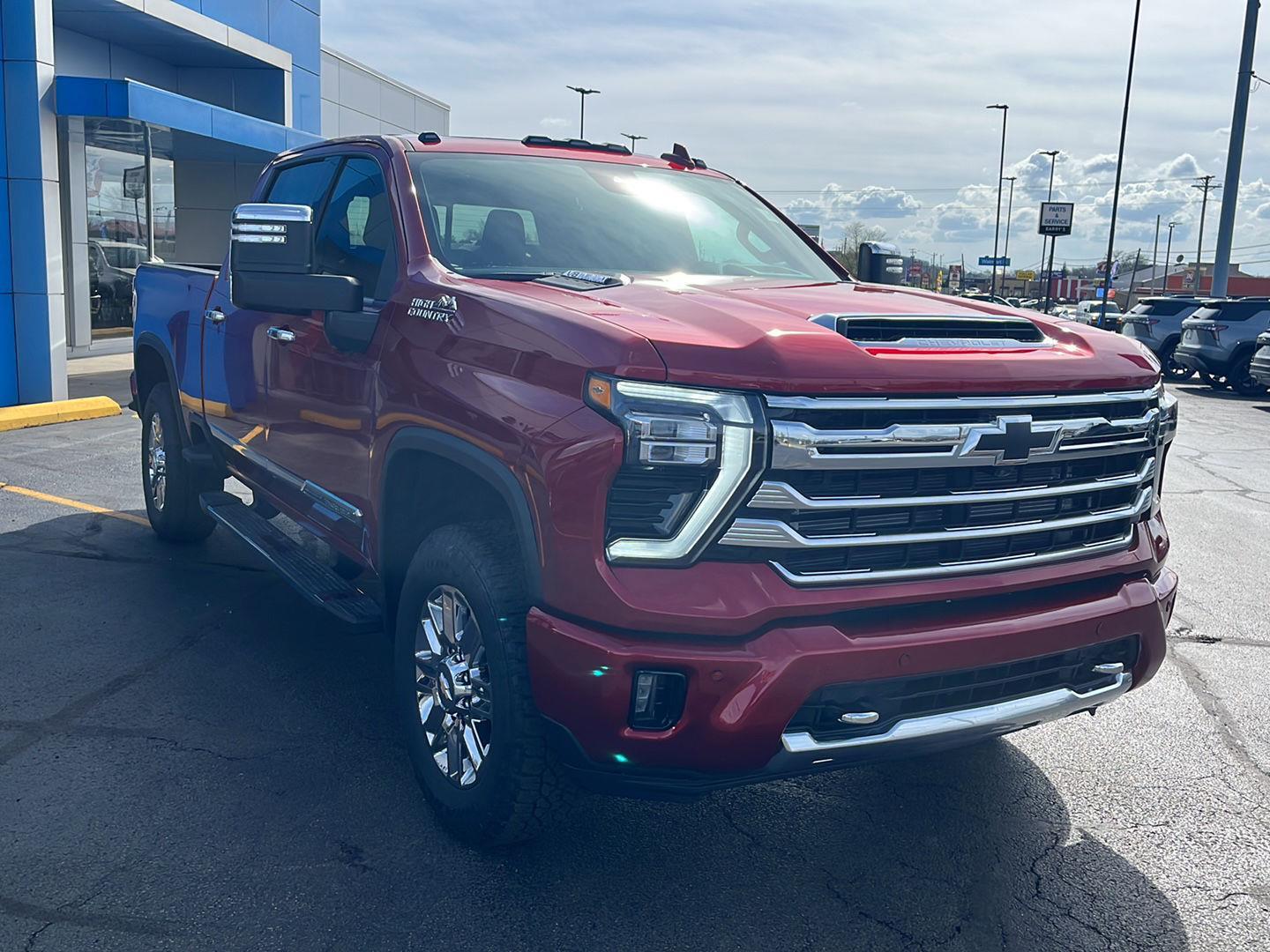 View vehicle photo 7