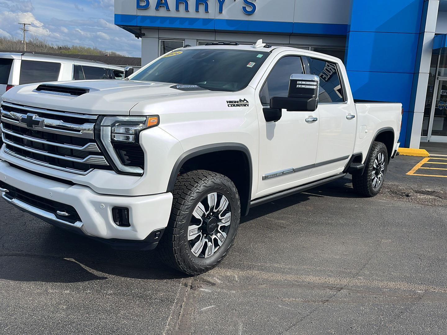 View vehicle photo 2