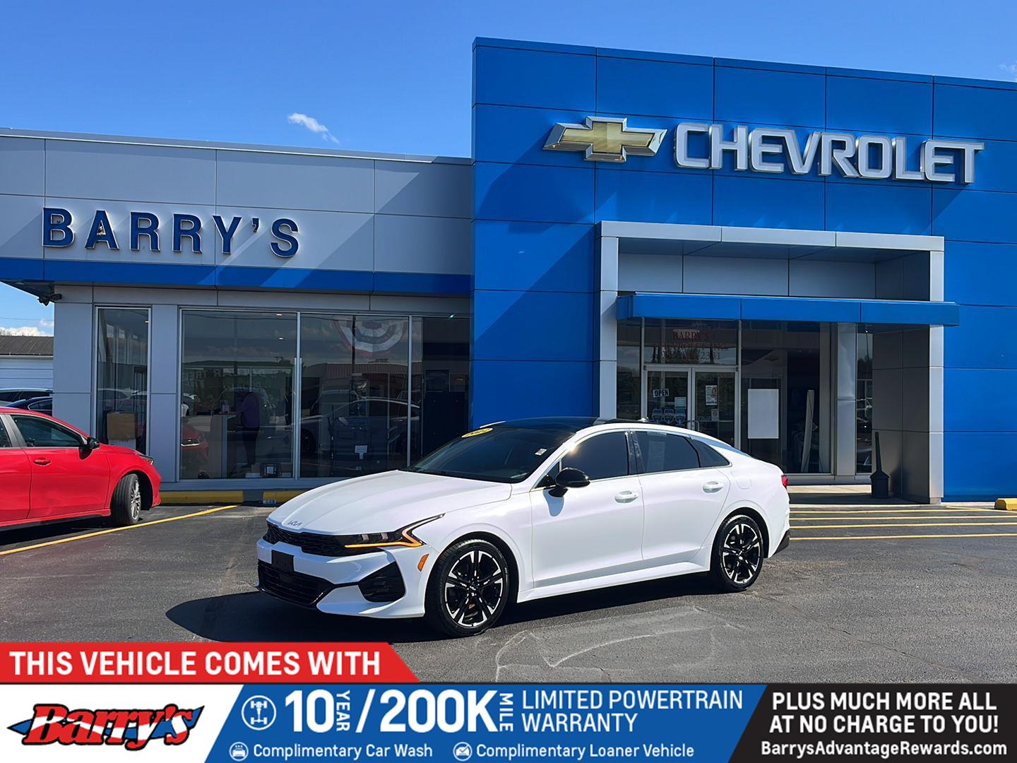 Glacial White Pearl 2022 Kia K5 GT-Line FWD Sedan Front-Wheel Drive 8-Speed Automatic