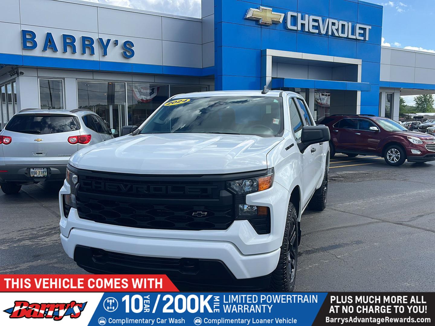Summit White 2024 Chevrolet Silverado 1500 Custom Crew Cab 4WD Pickup Truck Four-Wheel Drive 8-Speed Automatic
