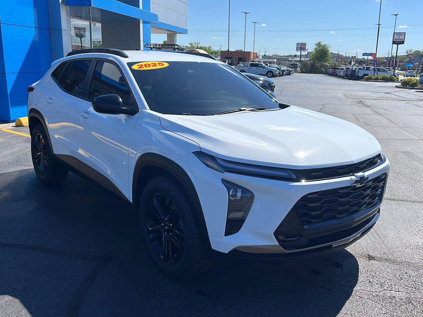 View vehicle photo 7