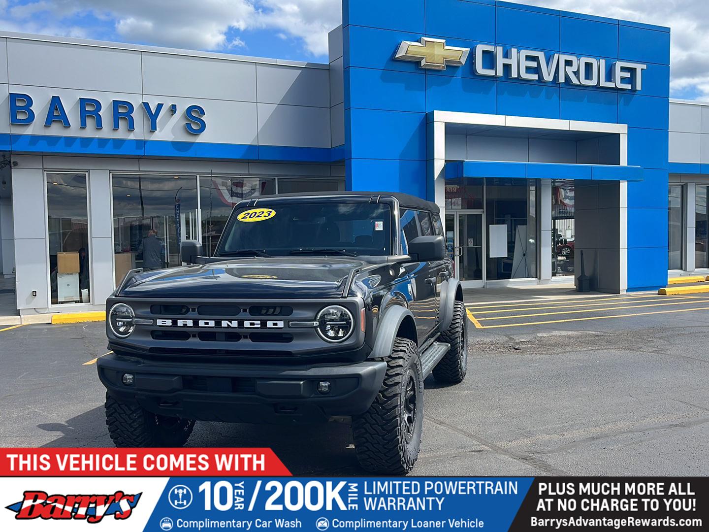 Shadow Black 2023 Ford Bronco Big Bend 4-Door 4WD SUV / Crossover Four-Wheel Drive 7-Speed Manual