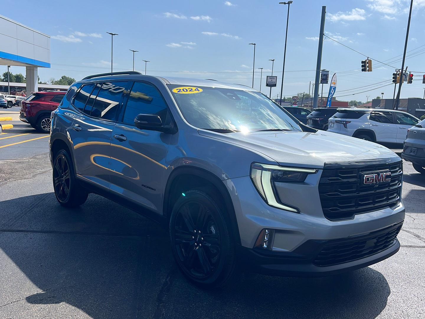 View vehicle photo 7