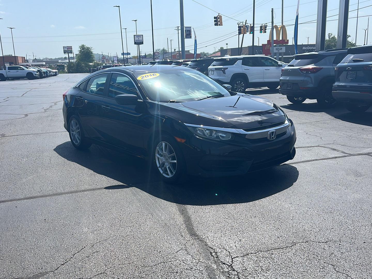 View vehicle photo 7