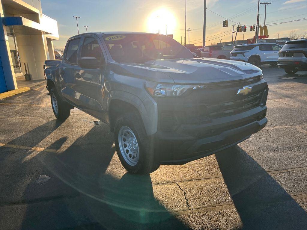 View vehicle photo 5