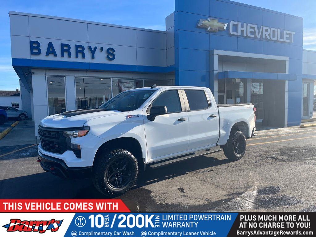 2022 Chevrolet Silverado 1500 Custom Trail Boss Crew Cab 4WD