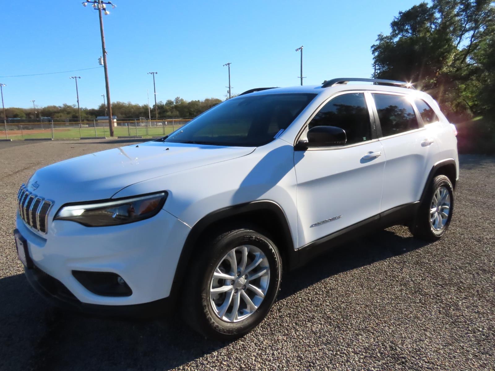 Used Car 2022 Jeep Cherokee  Latitude Lux For Sale Under $25,000 In Lampasas, Texas